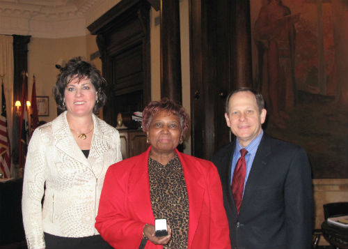 Rhonda Hamm-Niebruegge, Helena Crowder and Mayor Francis G. Slay