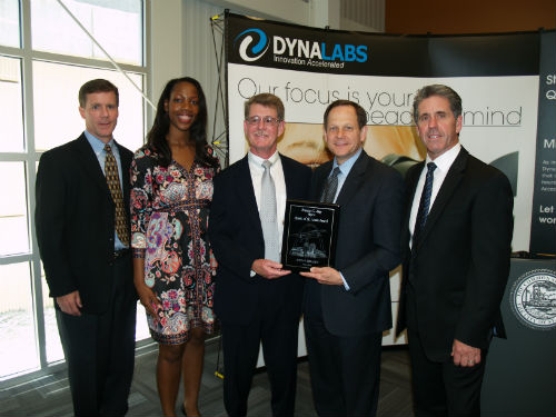 Mayor Slay presents Spirit Award to DYNALABS